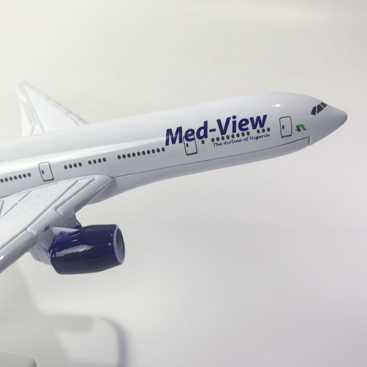 Med-View Airlines Premium Gift Airplane Diecast Model Resin Plane Model Alloy Aircraft Model