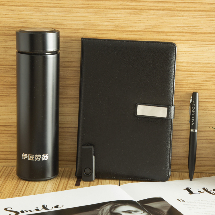 Men Thermal Bottle USB Flash Drive Notebook Business Gift Set