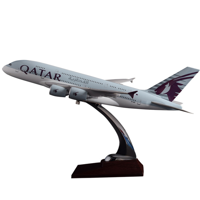 QATAR Airlines Premium Gift Airplane Diecast Model Resin Plane Model Alloy Aircraft Model