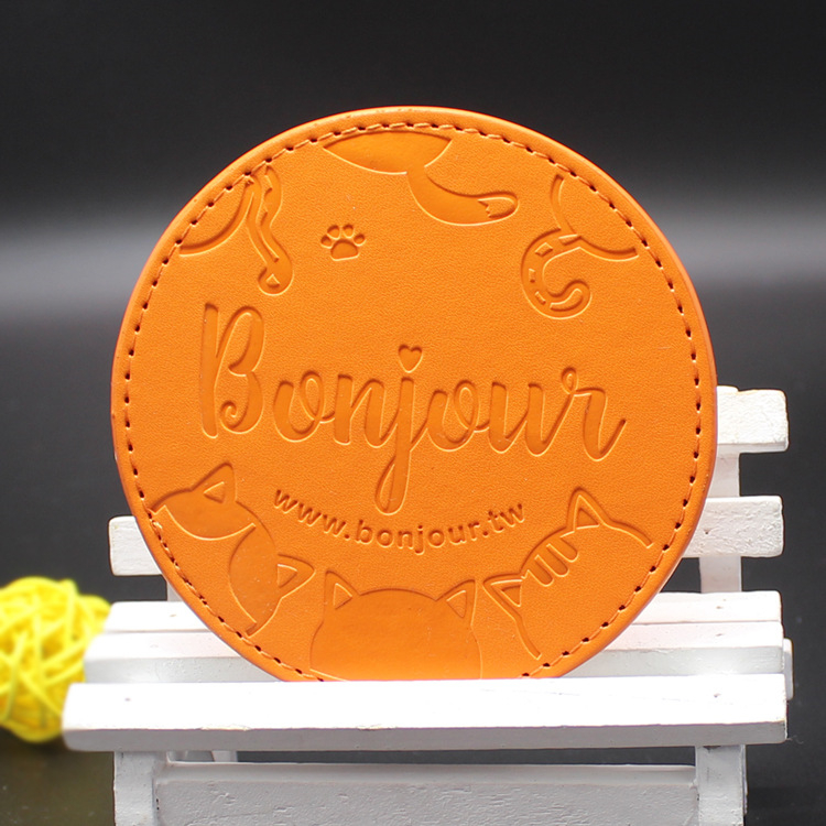 Hign End Hotel Restaurant Kitchen Gift Set Logo Embossed PU Leather Cup Mat Coaster 9cm