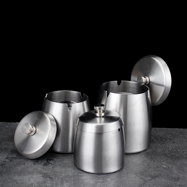 Metal Ashtray with Lid