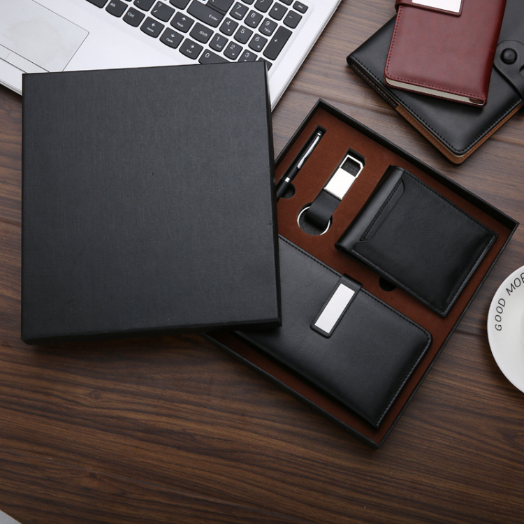 Custom Logo Business Gift Leather Notebook Wallet Keyring Set
